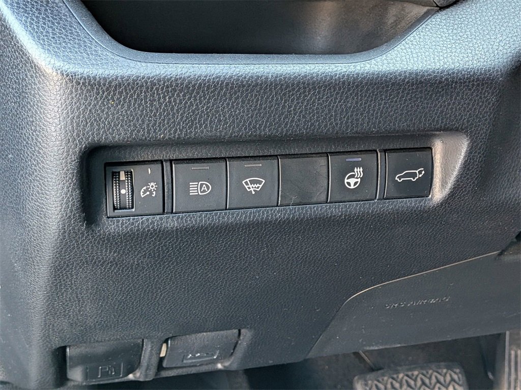 Used 2019 Toyota RAV4 XLE Premium w/ Cold Weather Package image 15