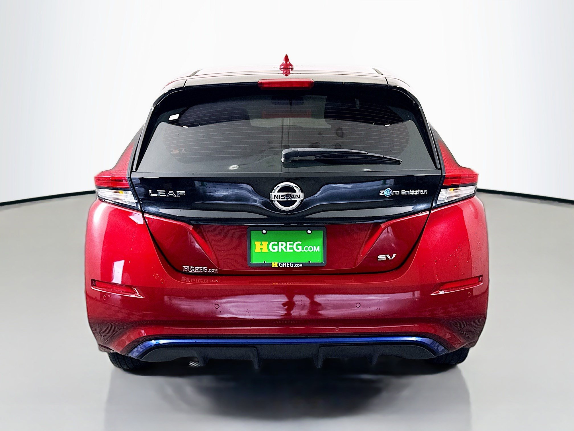 Used 2021 Nissan Leaf SV w/ SV Technology Package FWD image 8