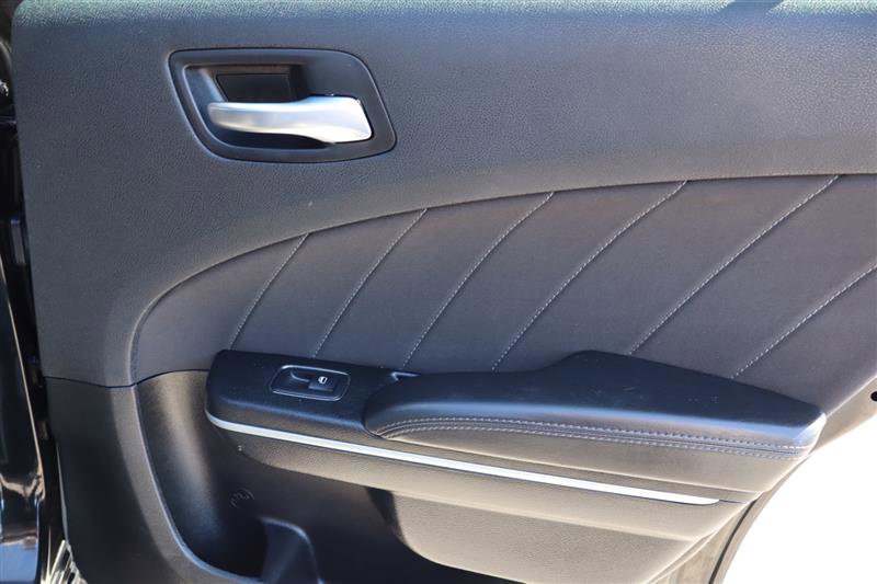 Used 2023 Dodge Charger Scat Pack w/ Navigation & Travel Group image 11
