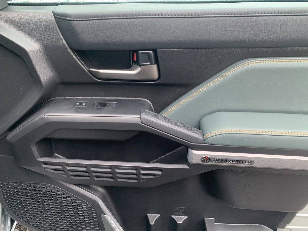 New 2025 Toyota Tacoma Trailhunter image 20