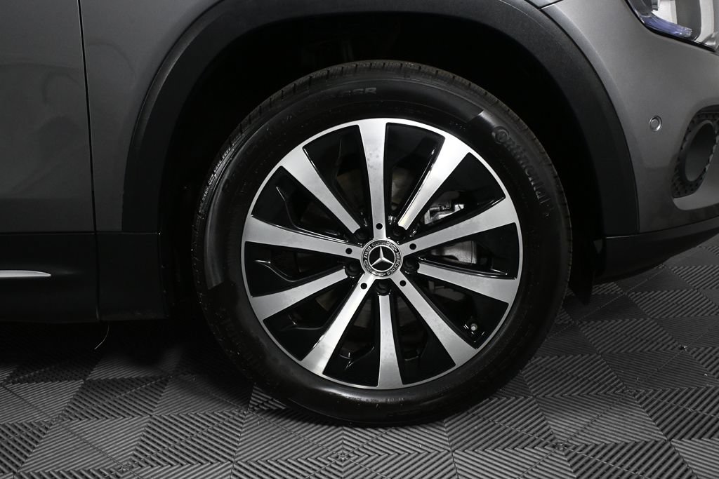 Certified 2023 Mercedes-Benz GLB 250 image 37