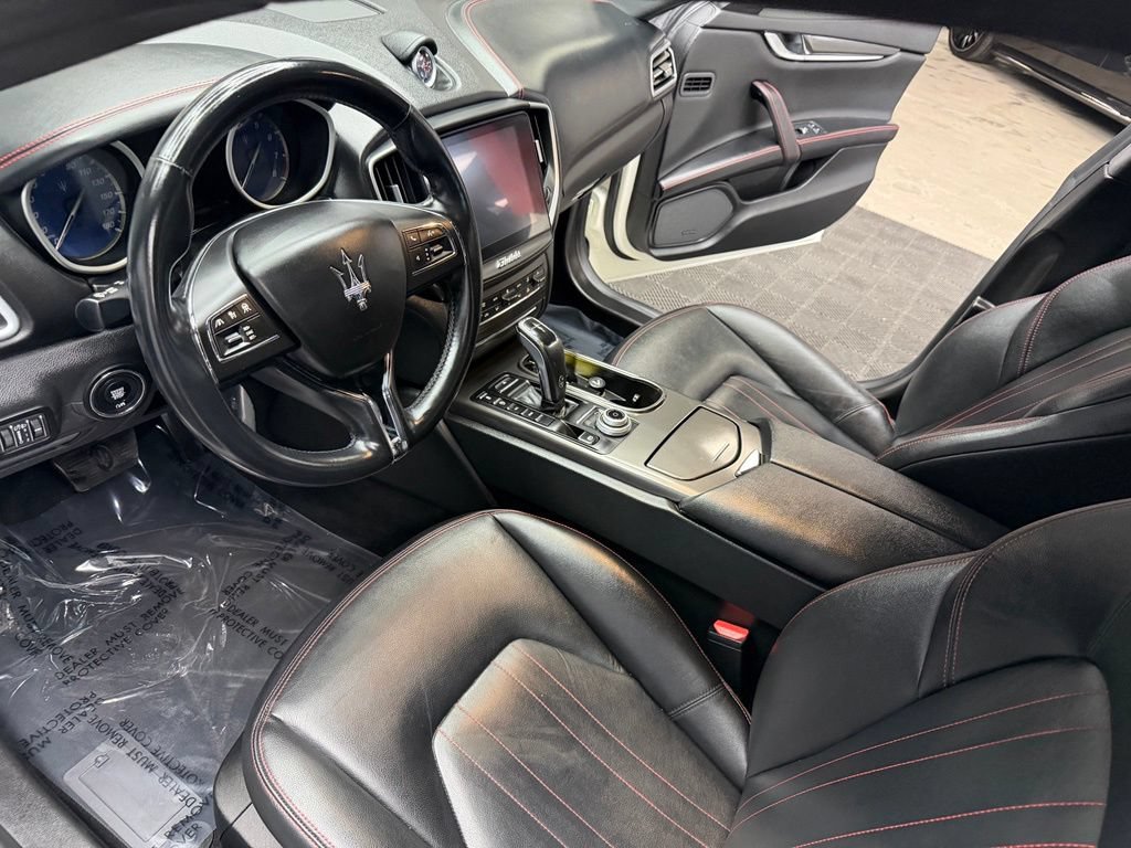 Used 2019 Maserati Ghibli S RWD image 32