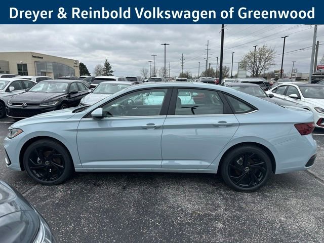New 2026 Volkswagen Jetta SE image 4