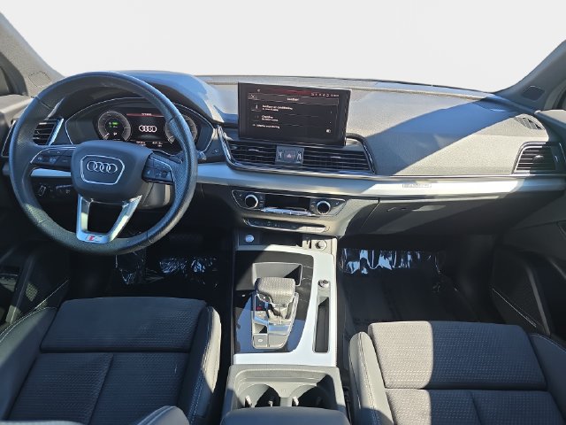 Used 2024 Audi Q5 e Premium Plus AWD/4WD image 10