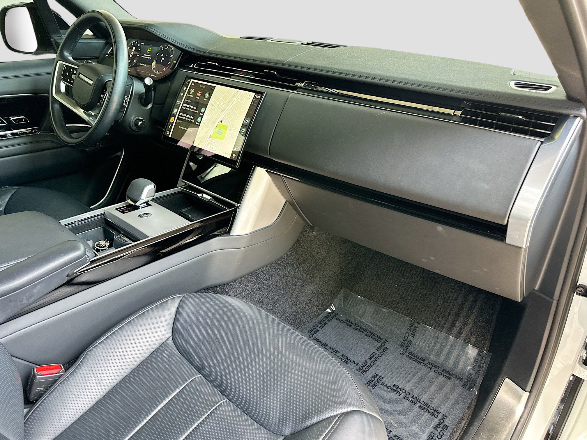 Used 2024 Land Rover Range Rover SE AWD/4WD image 30