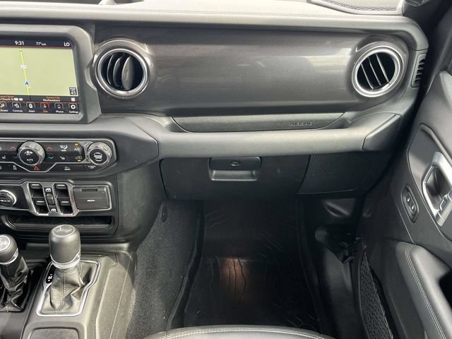 Used 2022 Jeep Wrangler Unlimited Sahara AWD/4WD image 18