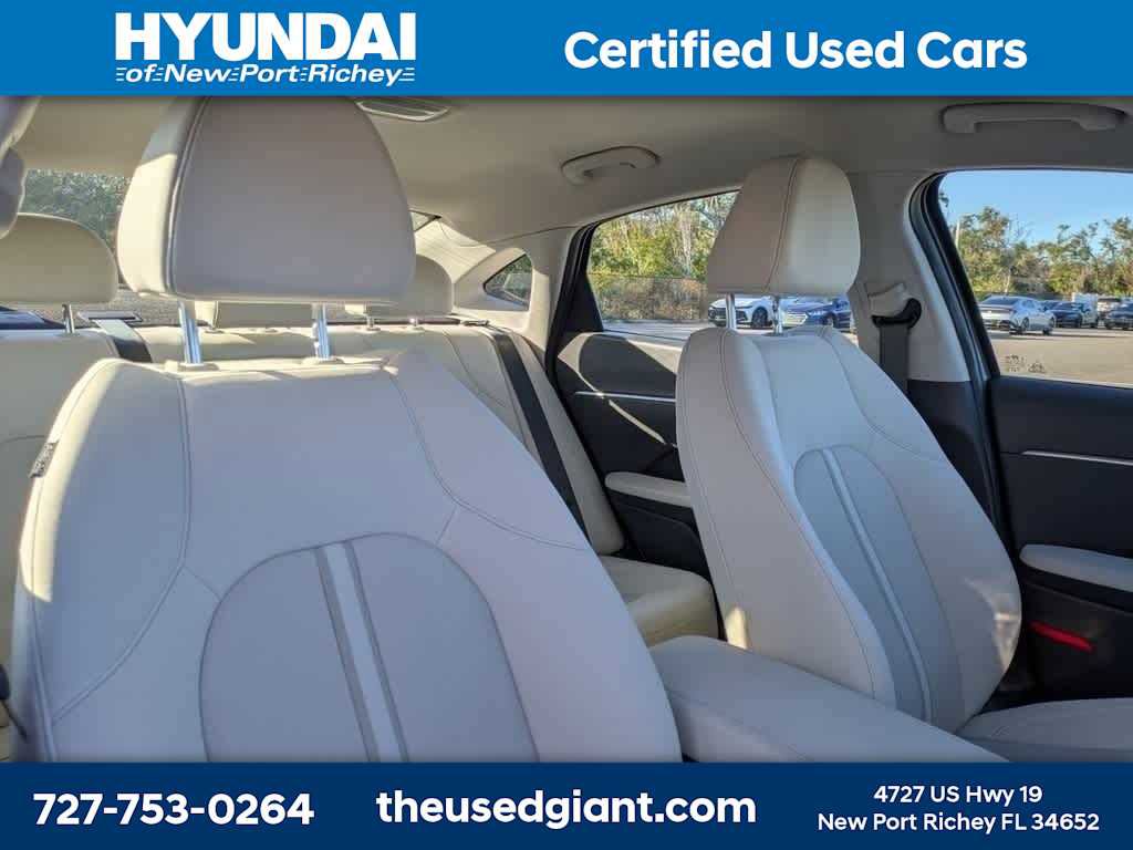 Certified 2023 Hyundai Sonata SEL w/ Cargo Package image 7