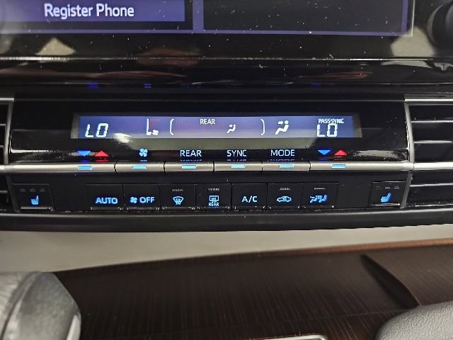 Certified 2023 Toyota Sienna XLE FWD image 24
