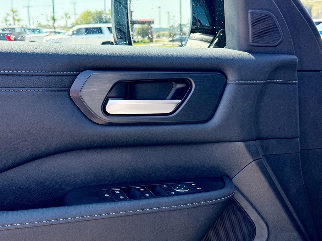 New 2026 Nissan Armada SV image 17