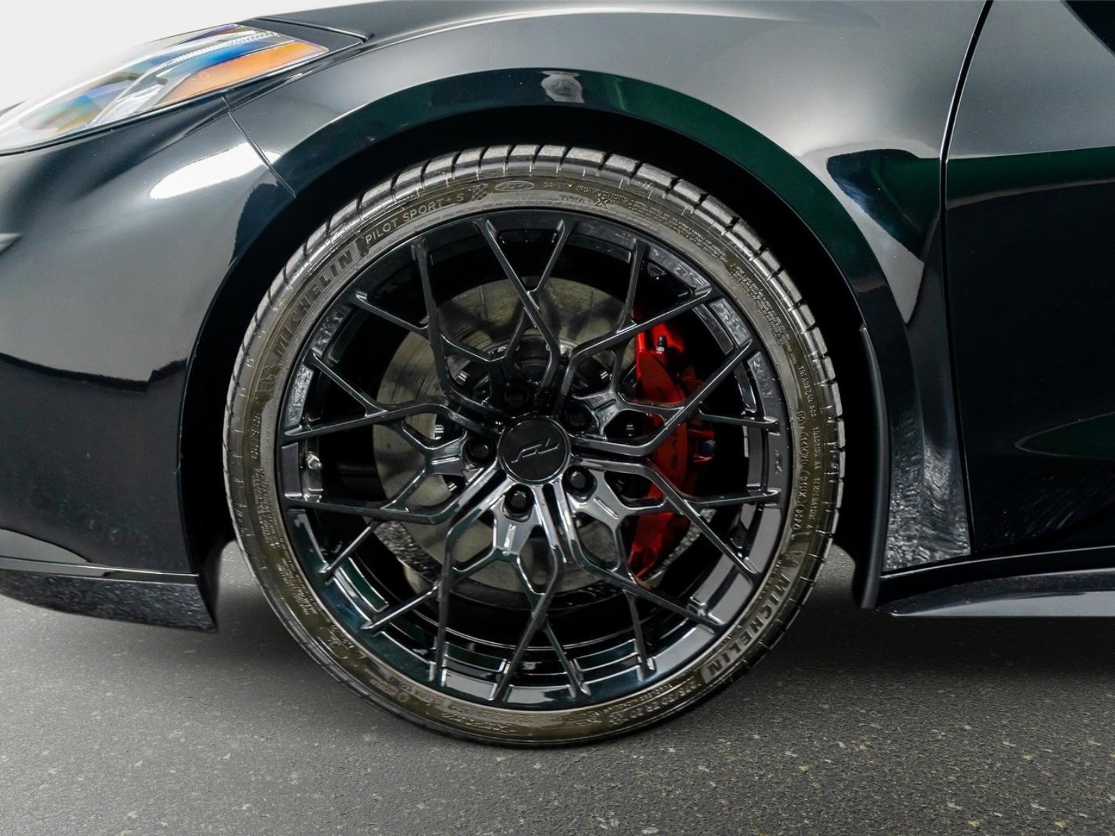 Used 2024 Chevrolet Corvette Z06 w/ Battery Protection Package image 20