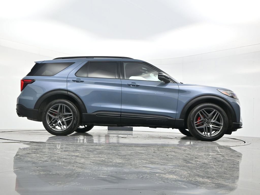Used 2025 Ford Explorer ST w/ Sun And Sound Package image 52