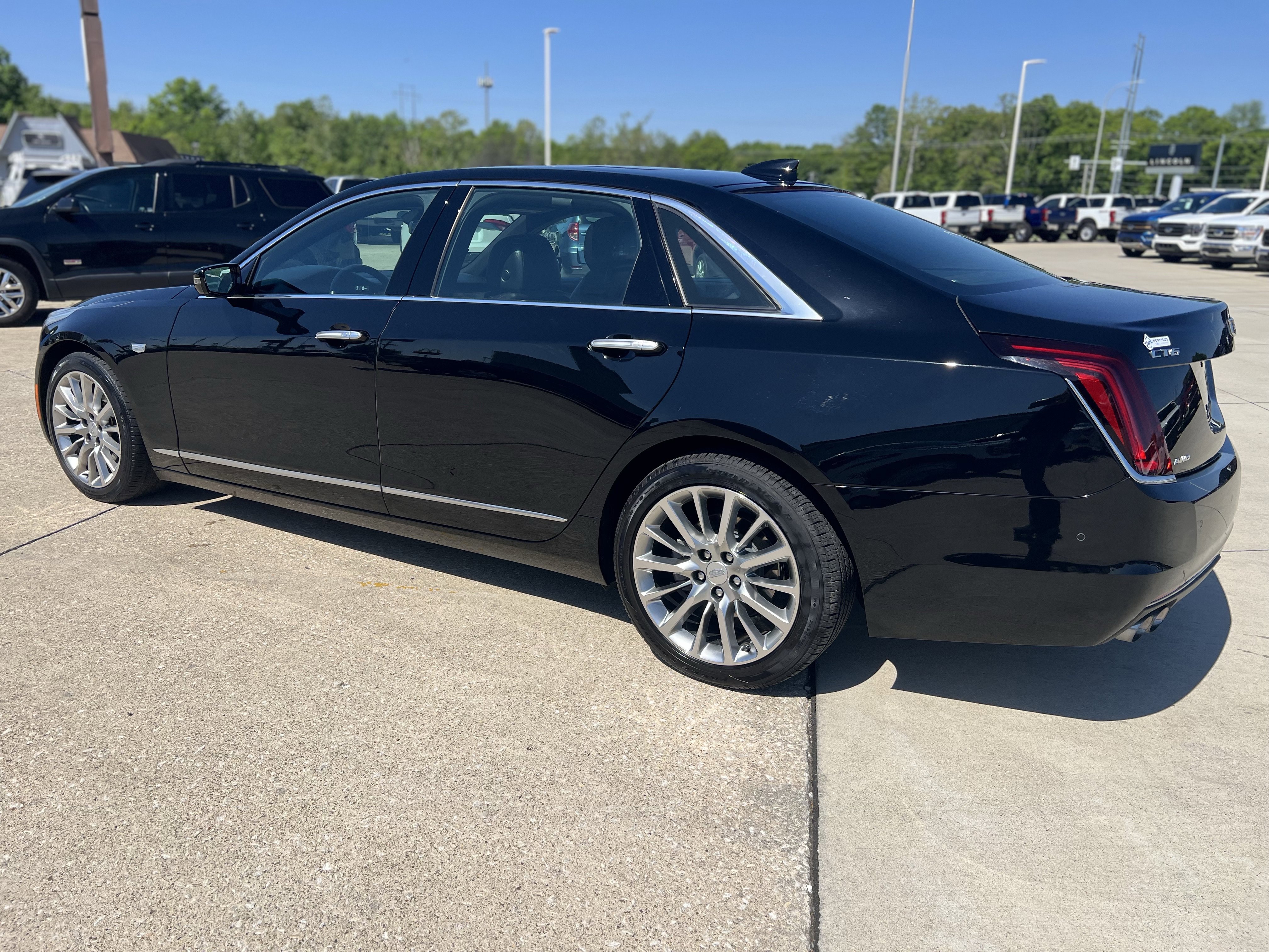 Used 2017 Cadillac CT6 Luxury AWD/4WD image 7