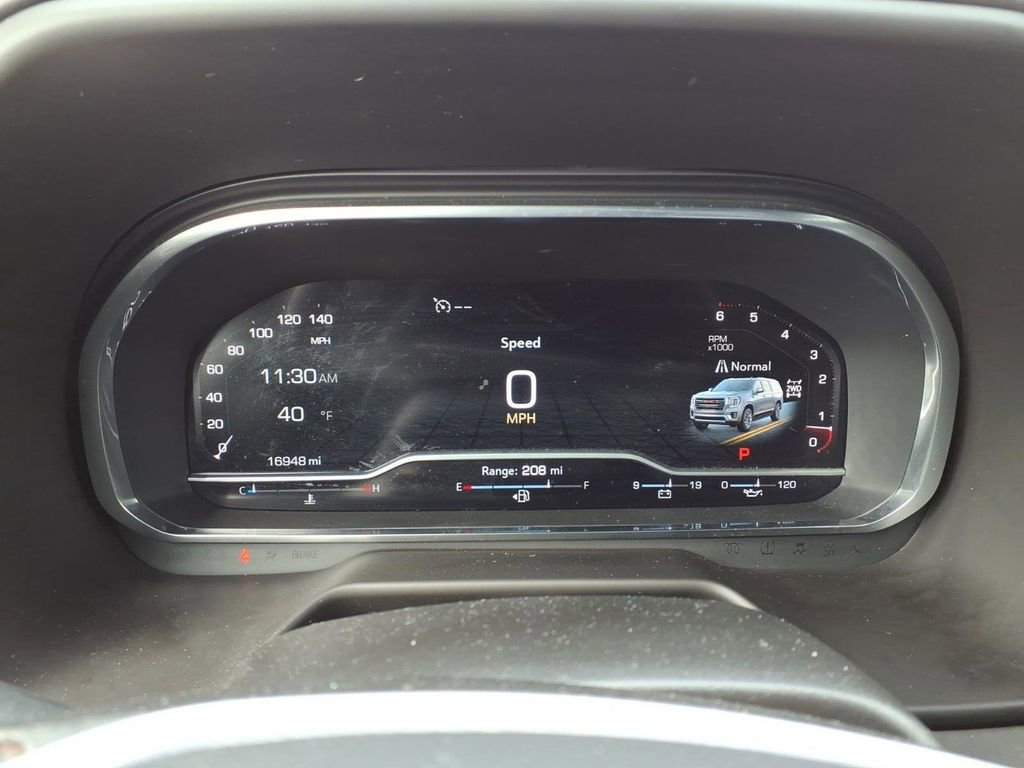 Used 2023 GMC Yukon SLE w/ Gmc Pro Safety Plus Package image 17