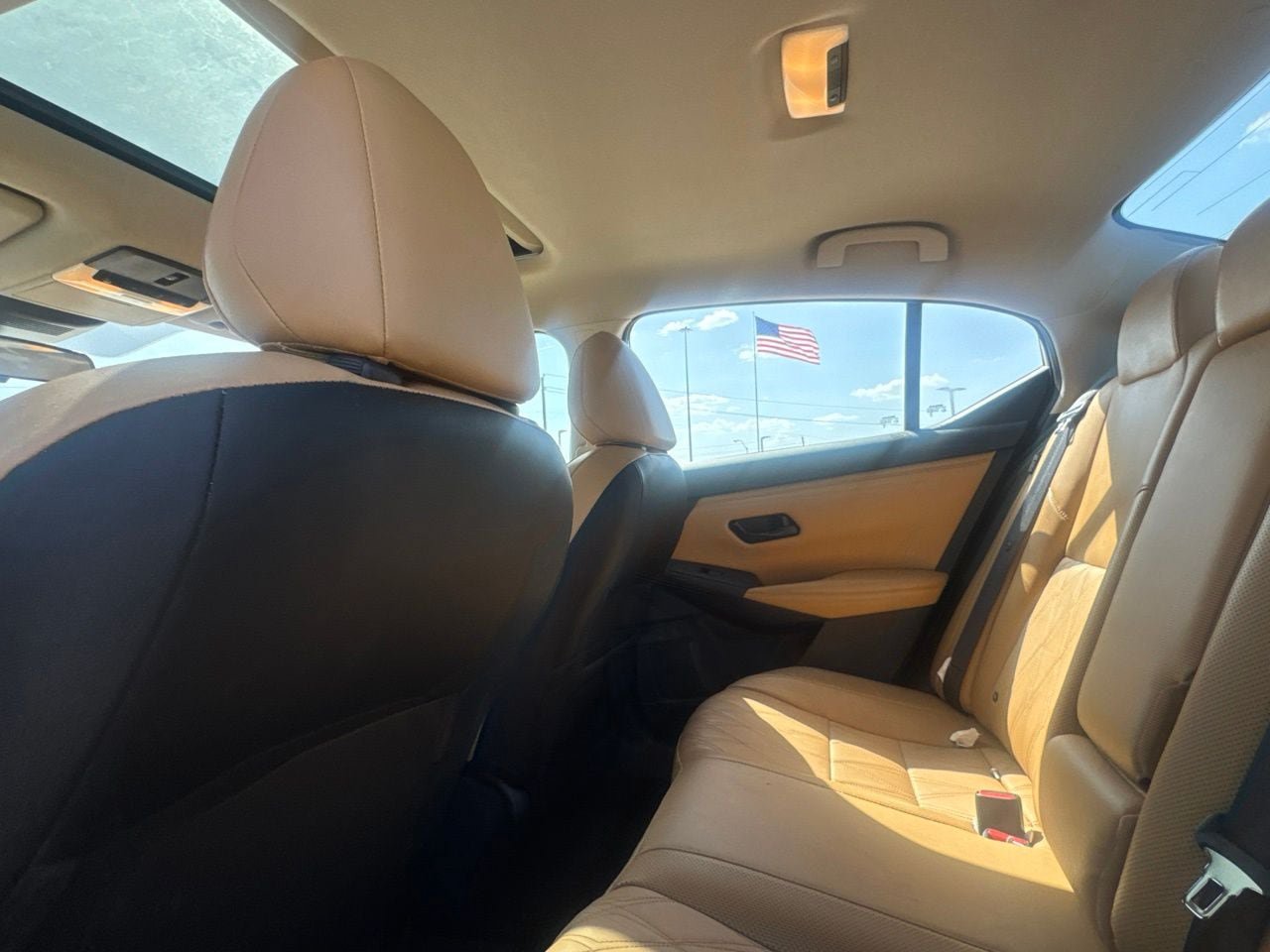 Certified 2025 Nissan Sentra SV w/ SV Premium Package FWD image 36