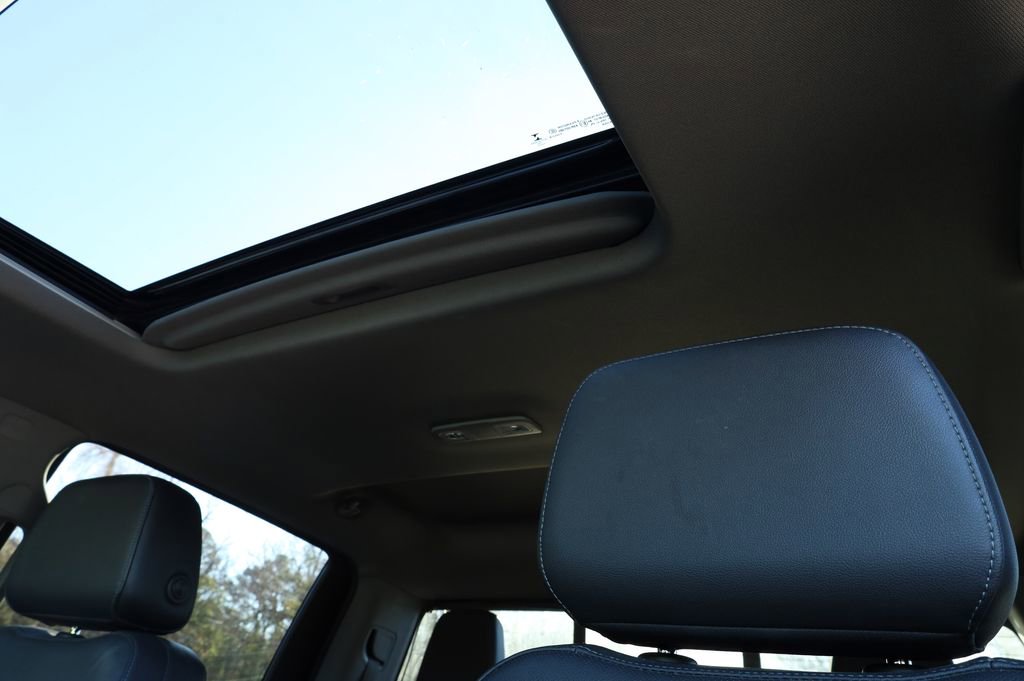 Used 2021 Chevrolet Silverado 1500 LTZ w/ LTZ Premium Package image 23