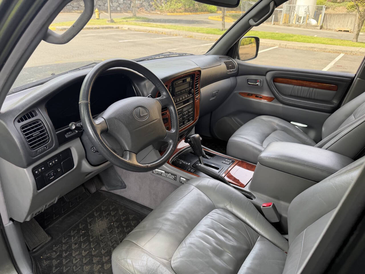 Used 1999 Lexus LX 470 4WD image 12