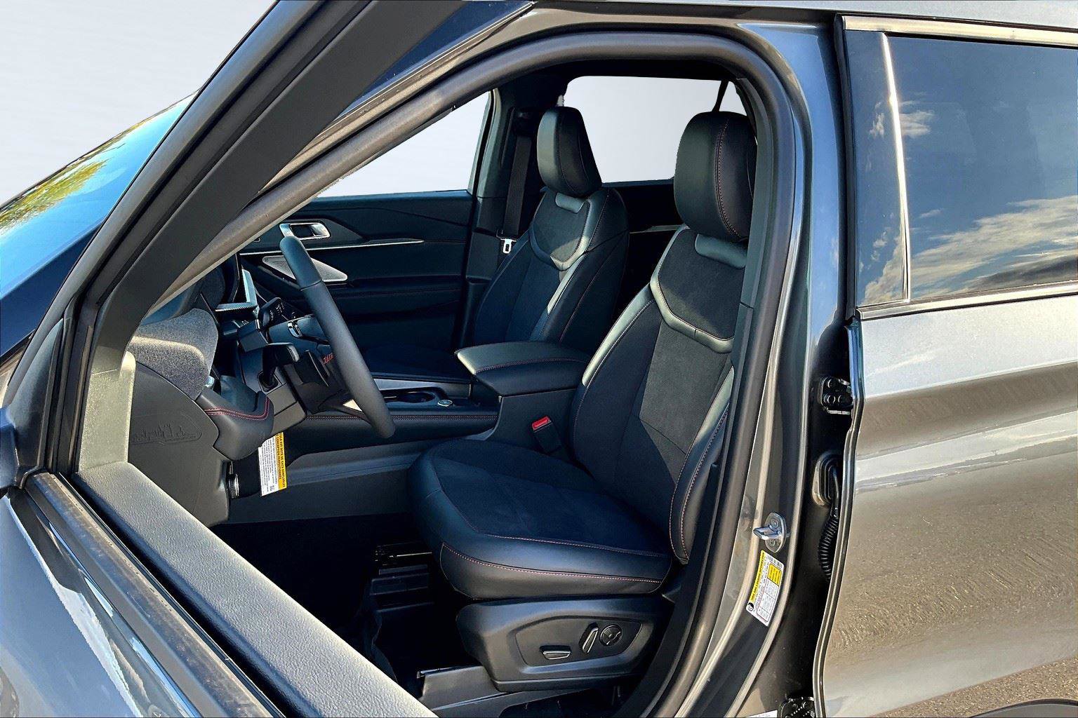 New 2026 Ford Explorer ST image 14