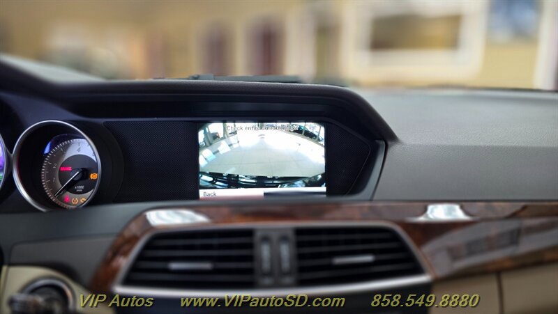 Used 2013 Mercedes-Benz C 250 Sedan image 16