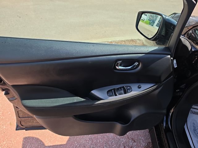 Used 2024 Nissan Leaf S FWD image 10