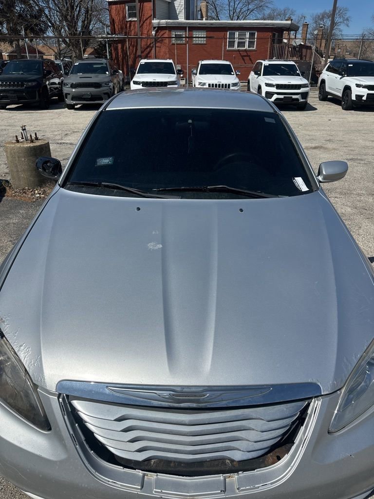 Used 2012 Chrysler 200 LX image 1