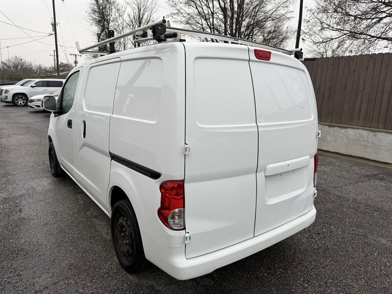 Used 2017 Nissan NV200 SV image 7