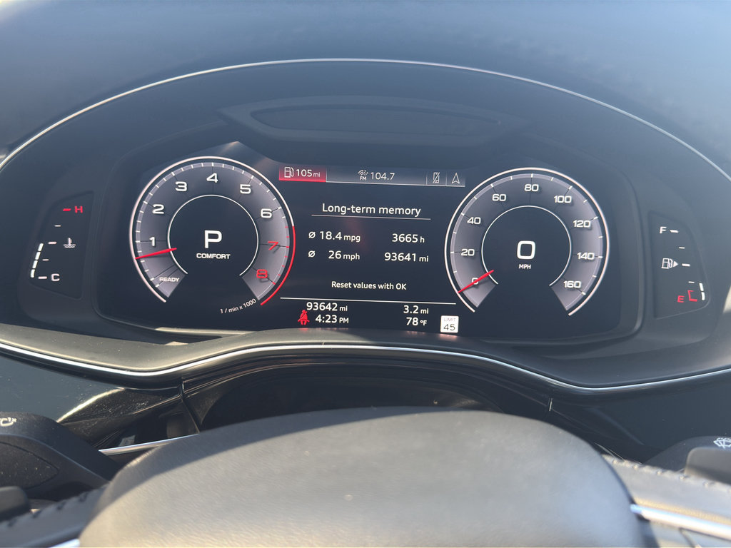 Used 2019 Audi Q8 Prestige w/ Luxury Package AWD/4WD image 25