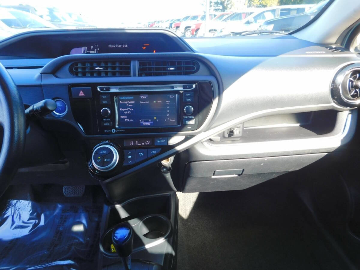 Used 2015 Toyota Prius C Four image 7
