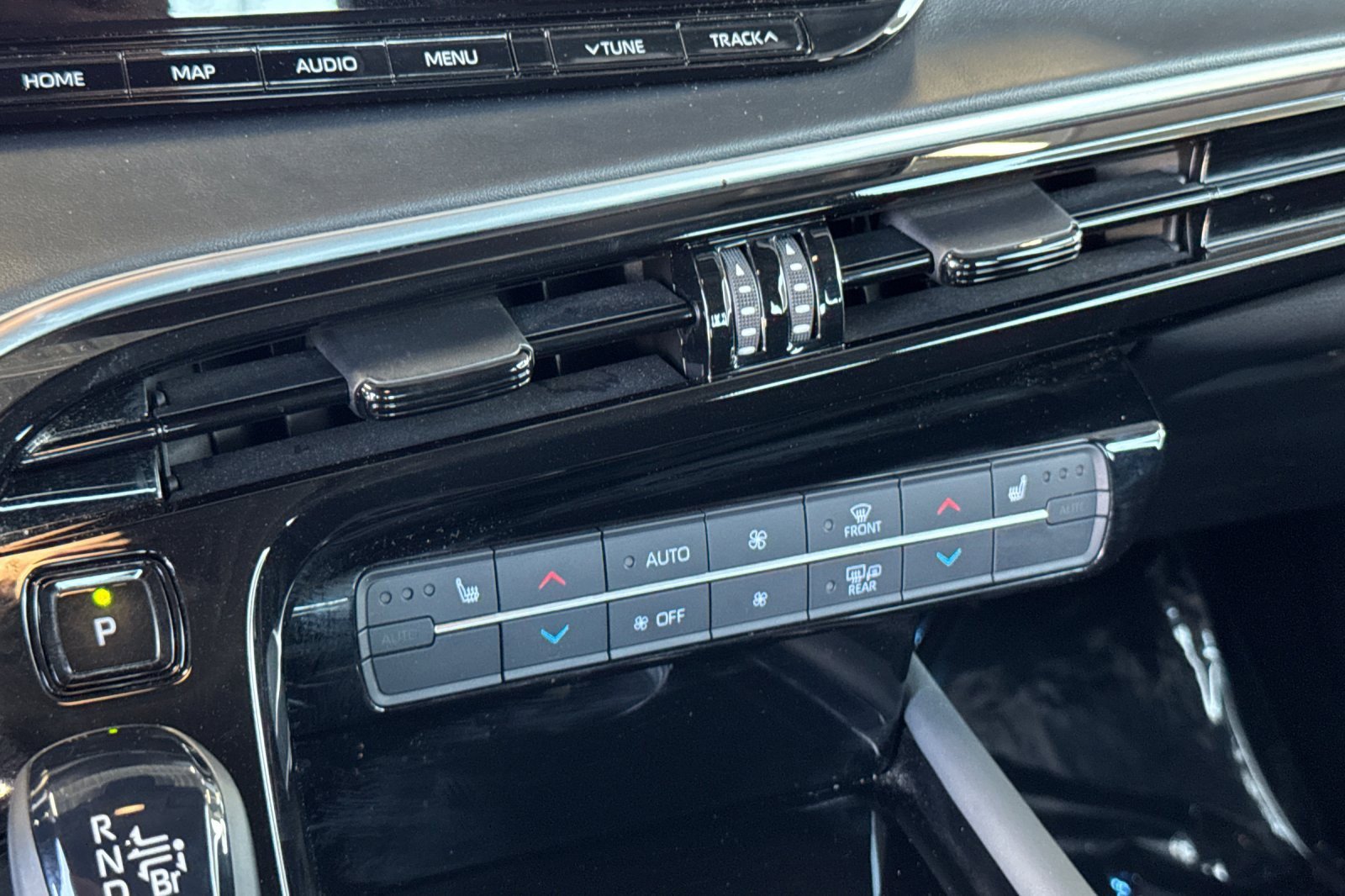 Used 2022 Toyota Mirai XLE w/ Advanced Technology Package image 18