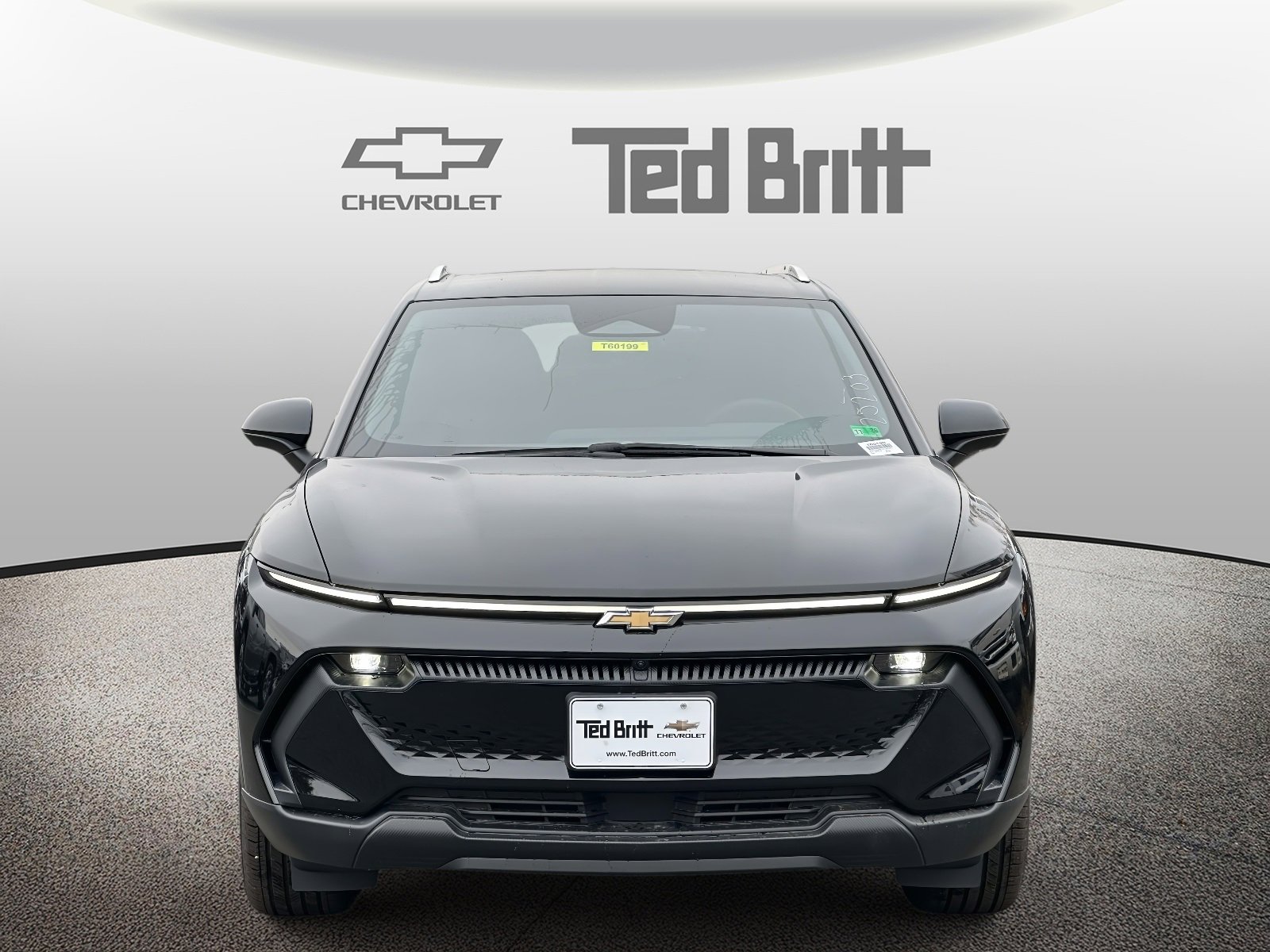 New 2026 Chevrolet Equinox EV LT image 2