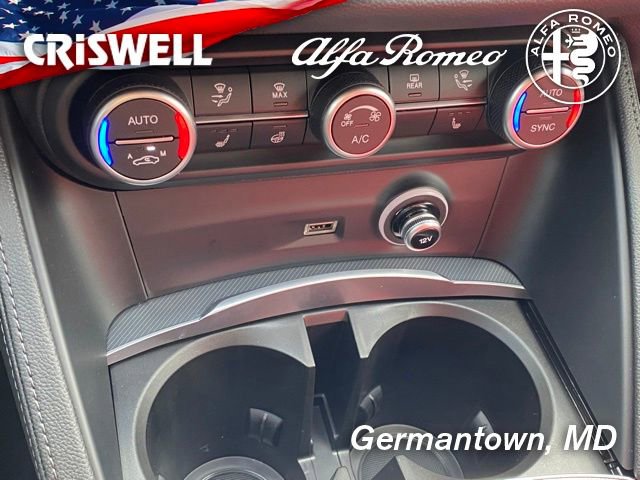 New 2025 Alfa Romeo Stelvio Sprint AWD/4WD image 31