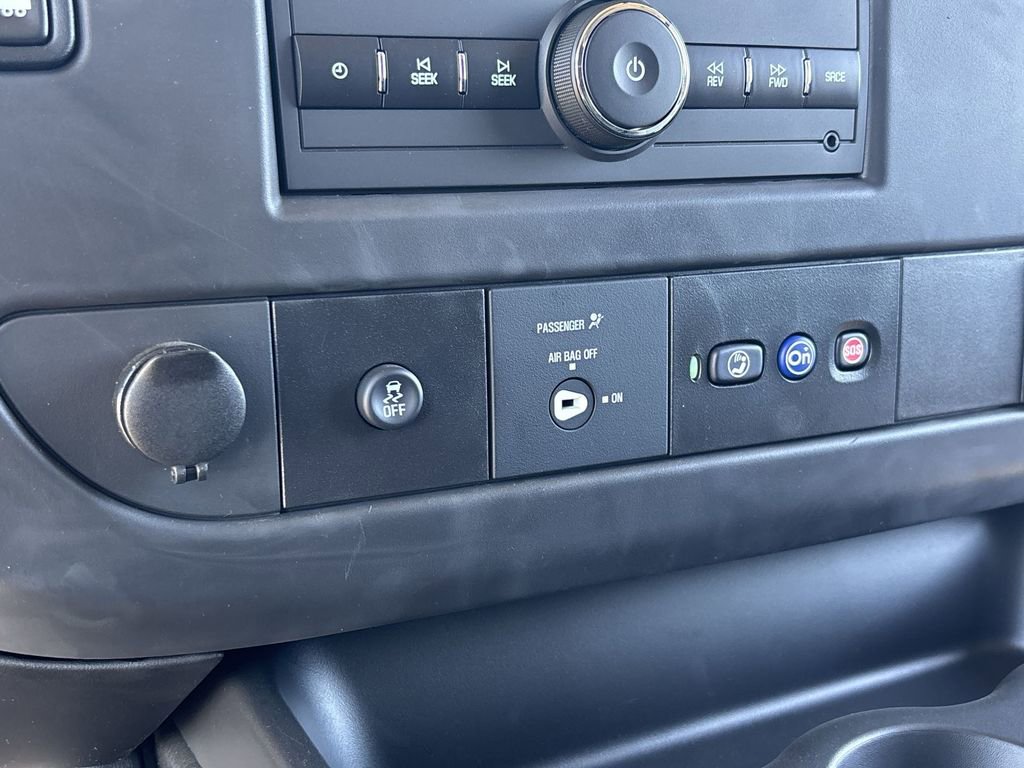 New 2025 GMC Savana 2500 w/ Driver Convenience Package image 23