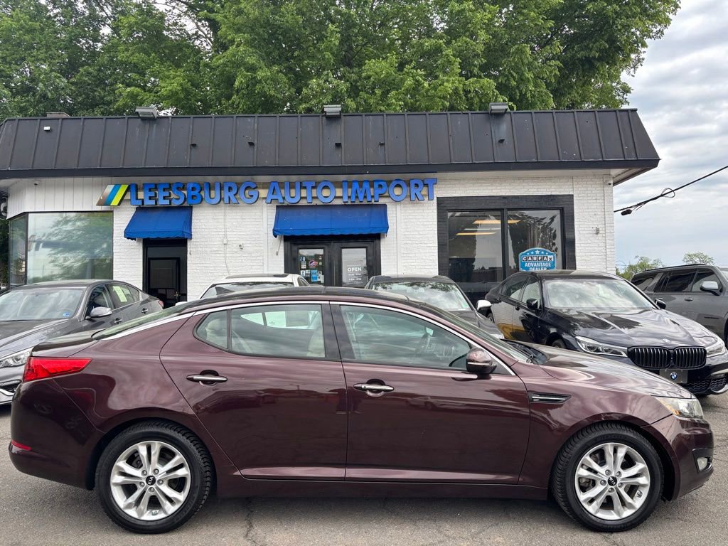 Used 2011 Kia Optima EX w/ Premium Pkg FWD image 3