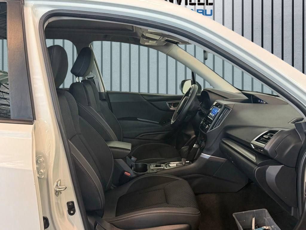 Used 2023 Subaru Forester Premium AWD/4WD image 6