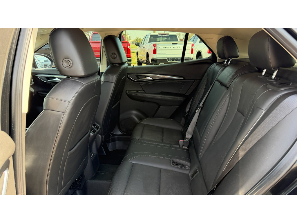 Used 2021 Buick Envision Essence w/ Technology Package I image 19