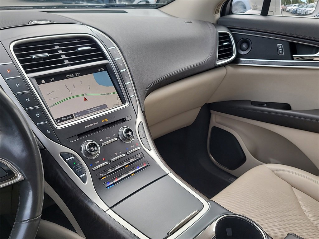 Used 2019 Lincoln Nautilus Reserve image 20