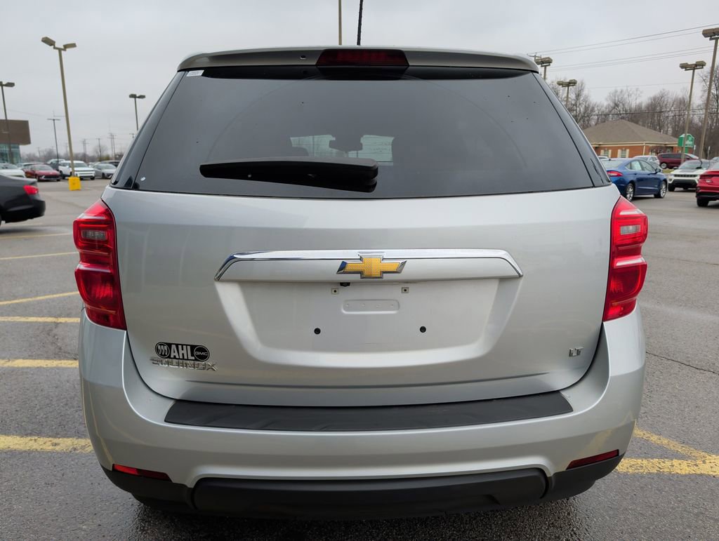 Used 2017 Chevrolet Equinox LT w/ Convenience Package image 6