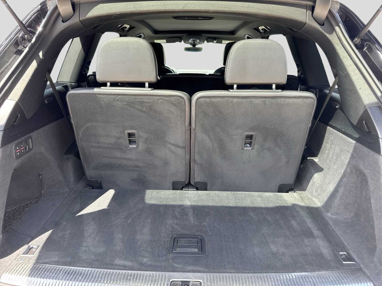 Used 2018 Audi Q7 3.0T Prestige w/ Prestige Package AWD/4WD image 37