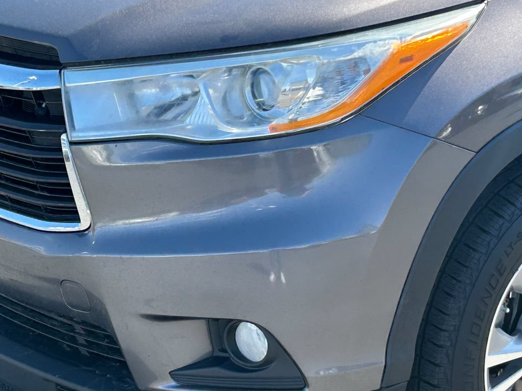 Used 2014 Toyota Highlander XLE AWD/4WD image 12