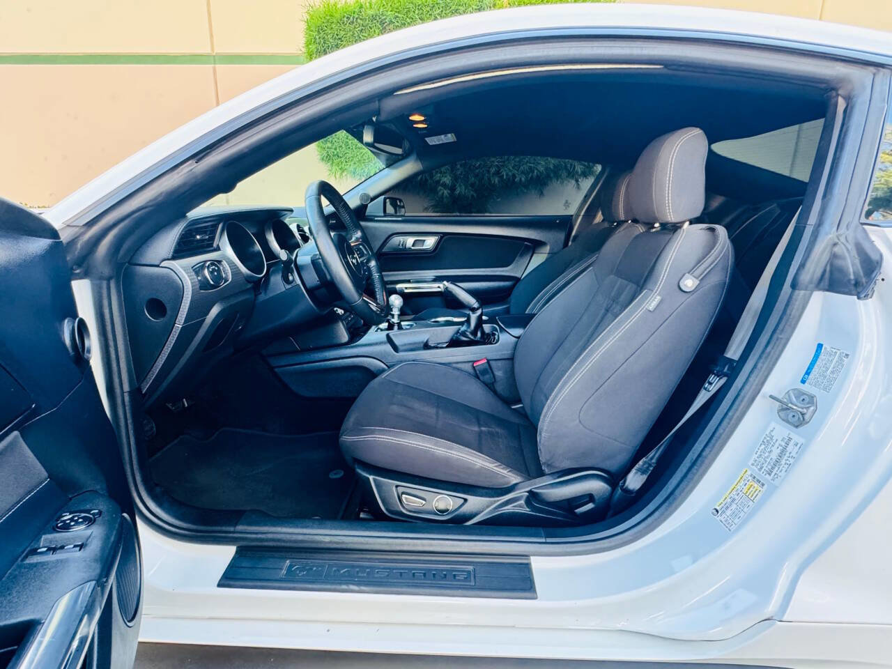 Used 2018 Ford Mustang GT w/ GT Performance Package image 11