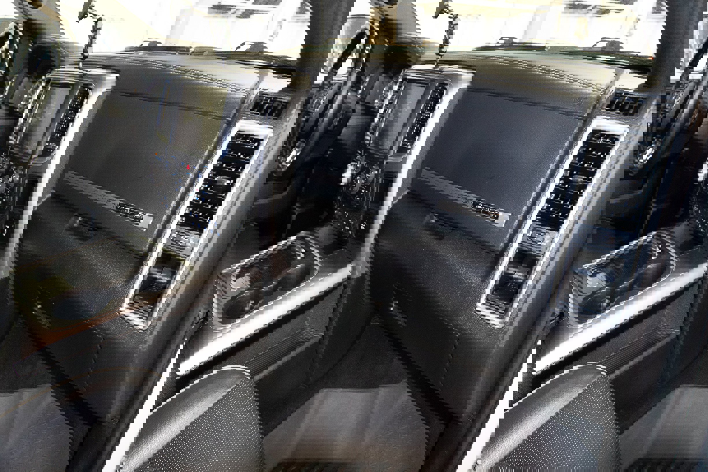 Used 2017 RAM 1500 Limited image 20