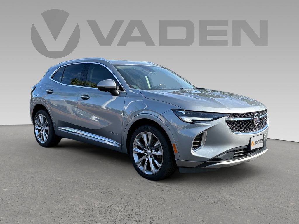 Used 2023 Buick Envision Avenir image 1