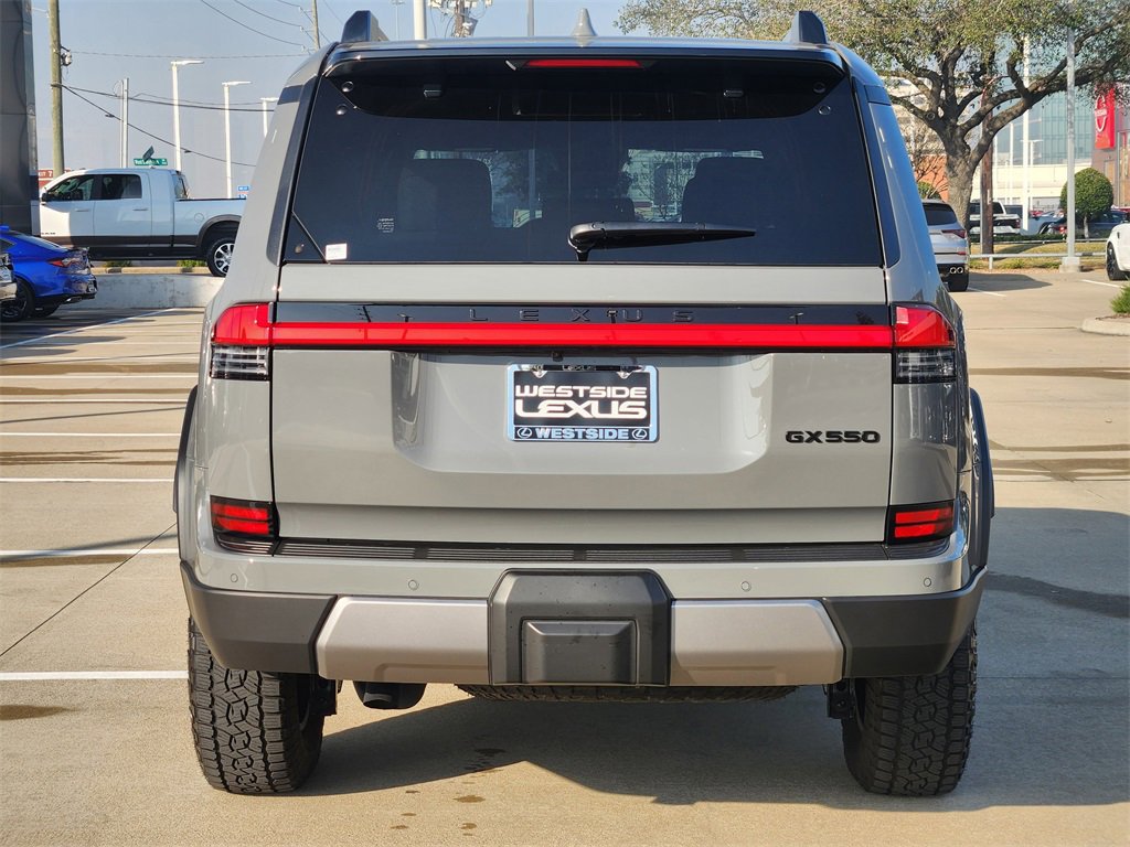 Used 2025 Lexus GX 550 image 6