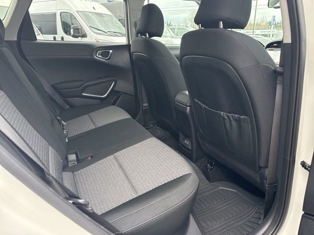 Used 2023 Kia Soul EX image 16