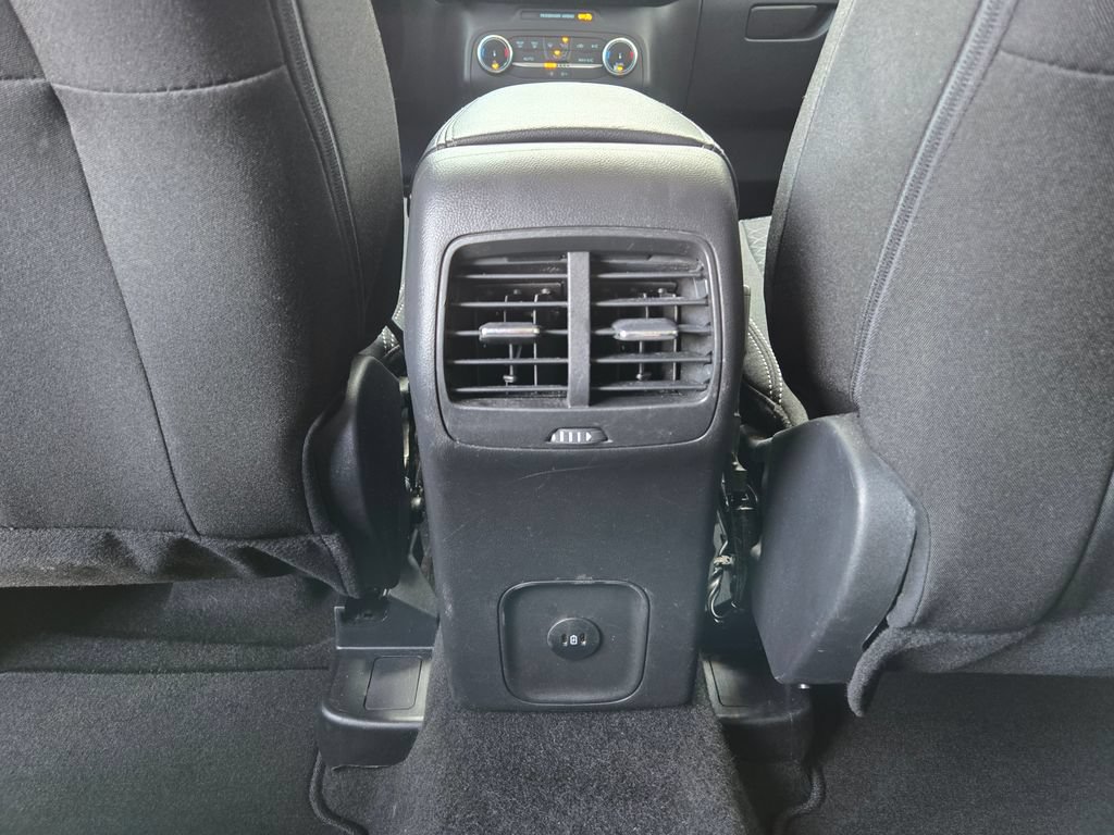 Used 2025 Ford Escape Active AWD/4WD image 33