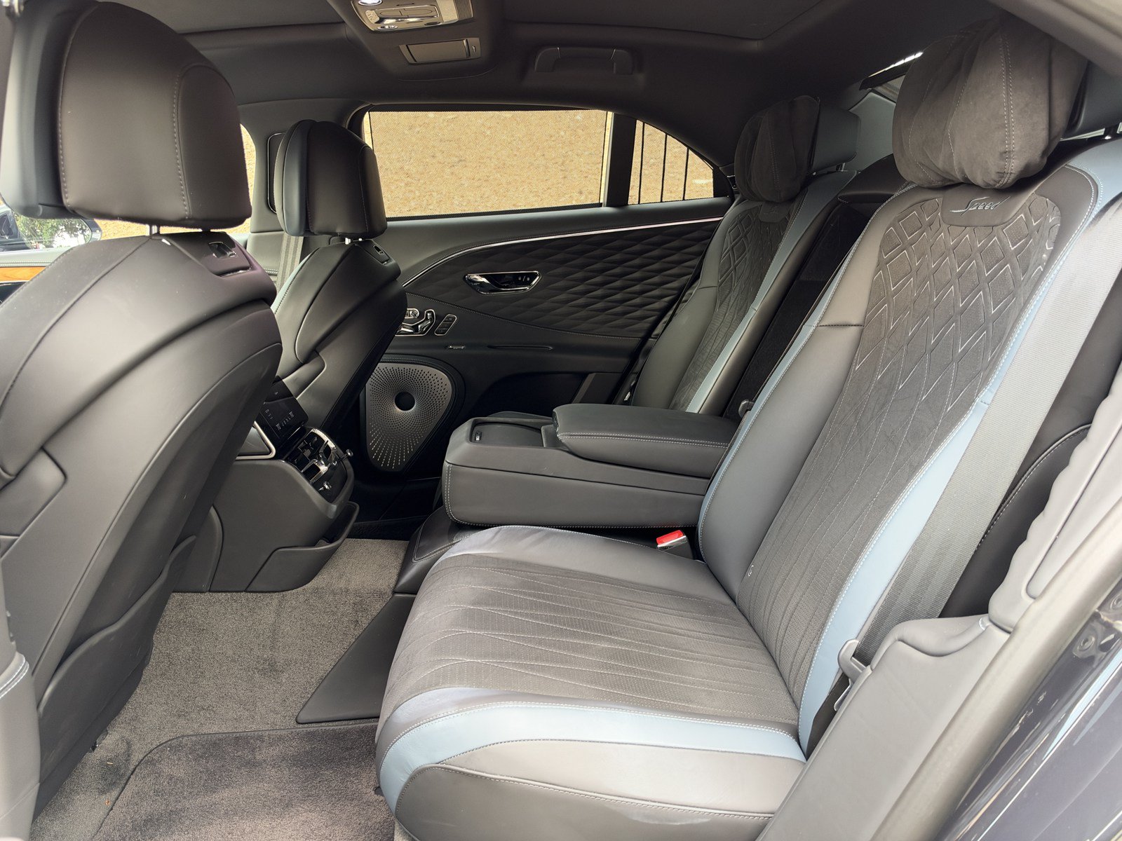 Certified 2023 Bentley Flying Spur W12 AWD/4WD image 37