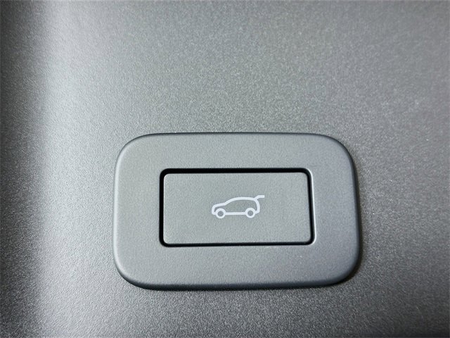 Used 2026 Land Rover Range Rover Evoque S image 25