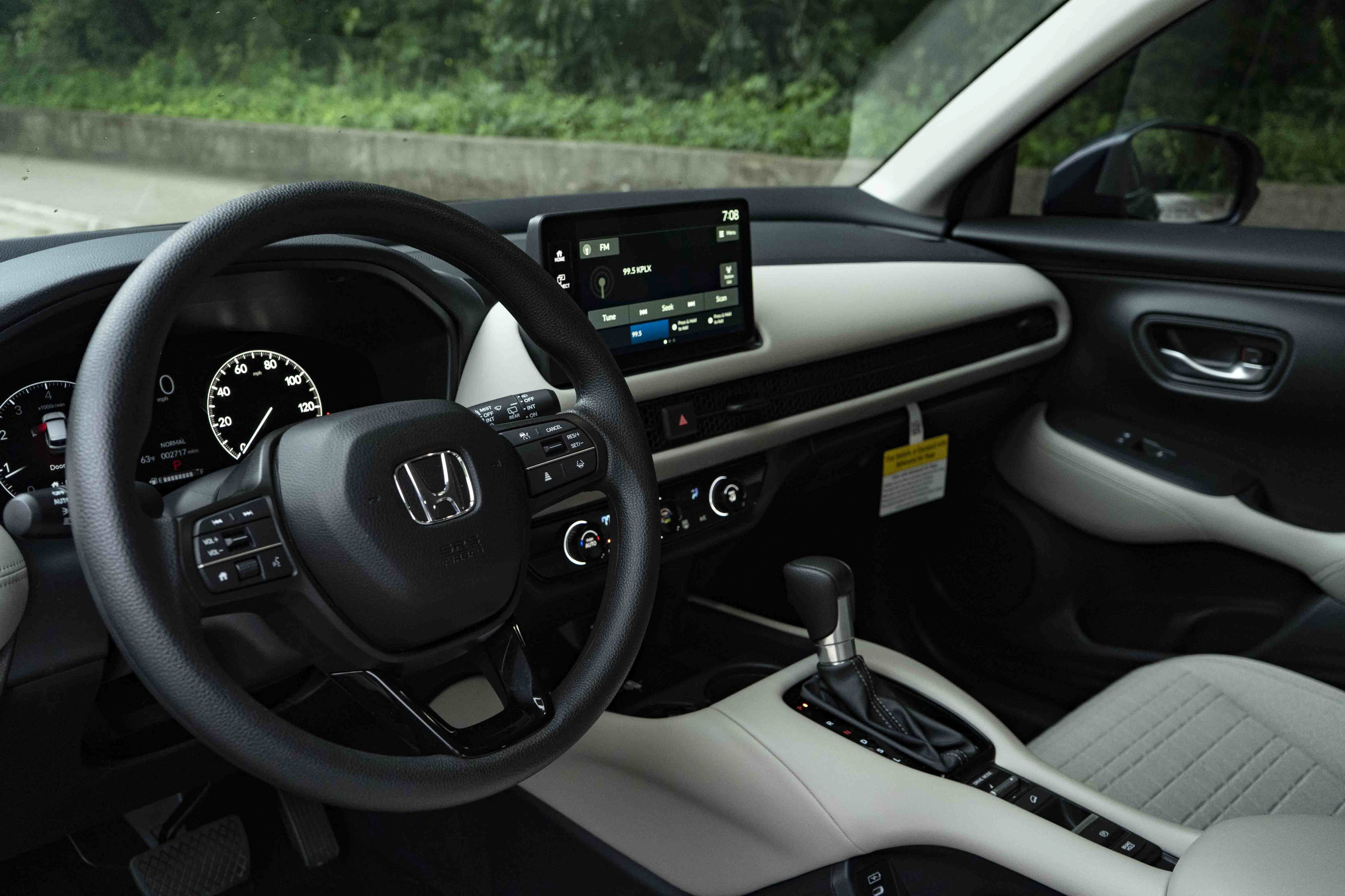 Certified 2026 Honda HR-V LX image 16