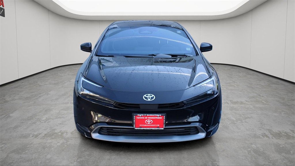 Certified 2023 Toyota Prius XLE image 6