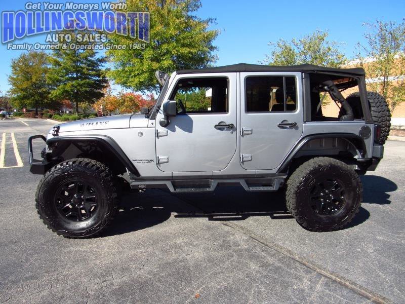 Used 2018 Jeep Wrangler Unlimited Sport image 3