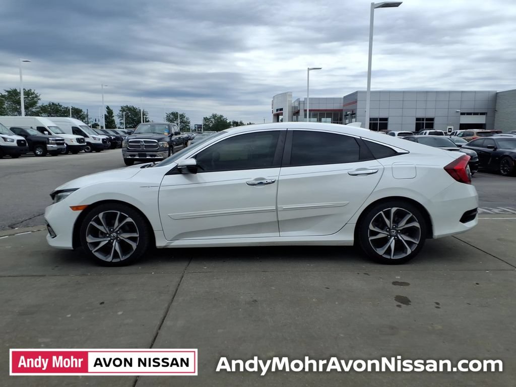 Used 2019 Honda Civic Touring image 5